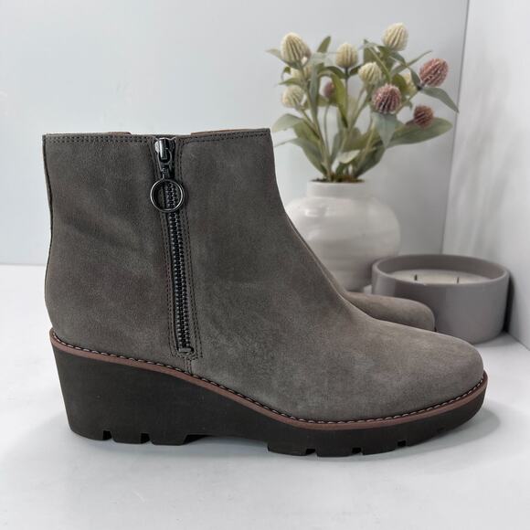 Vionic Hazal Wedge Ankle Boots Zip Up Stone Suede Arch Support Women 9.5 NWOB - Picture 3 of 10